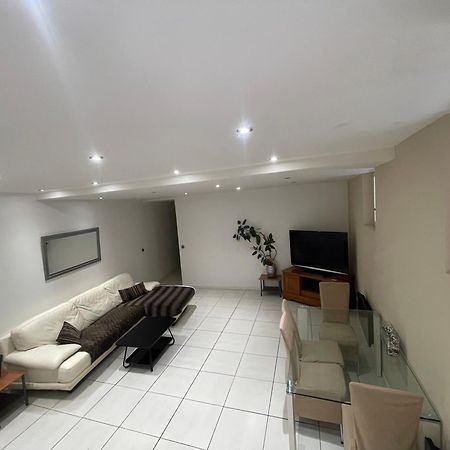 Tres Bel Appartement Pres De Montpellier Gignac (Herault) Exterior foto